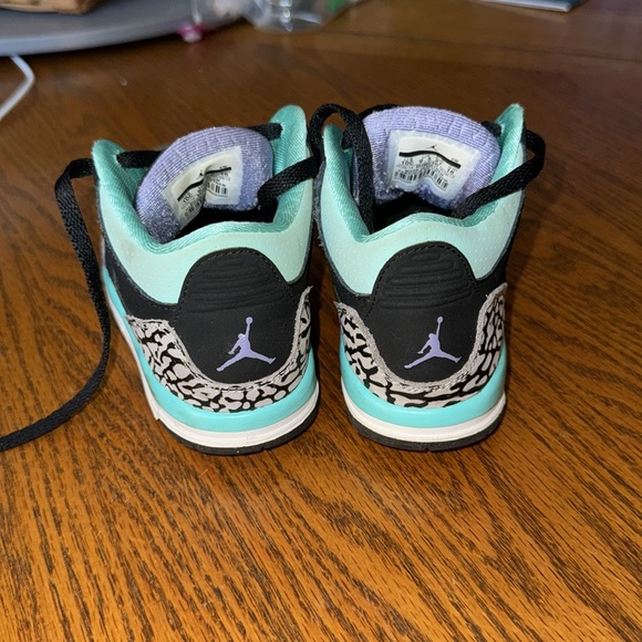 JORDAN 3 RETRO GP 'BLACK PURPLE TURQUOISE 10c - Picture 2 of 6